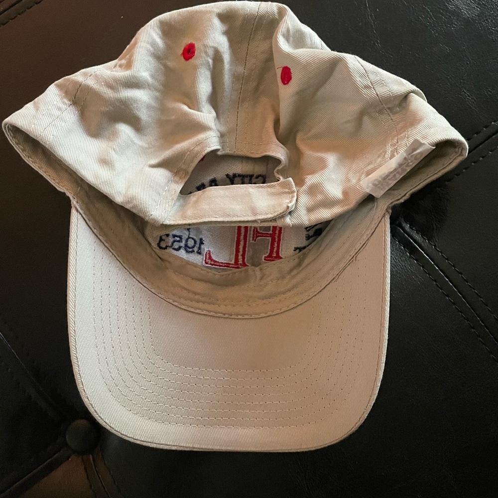 Hat - Picture 2 of 3